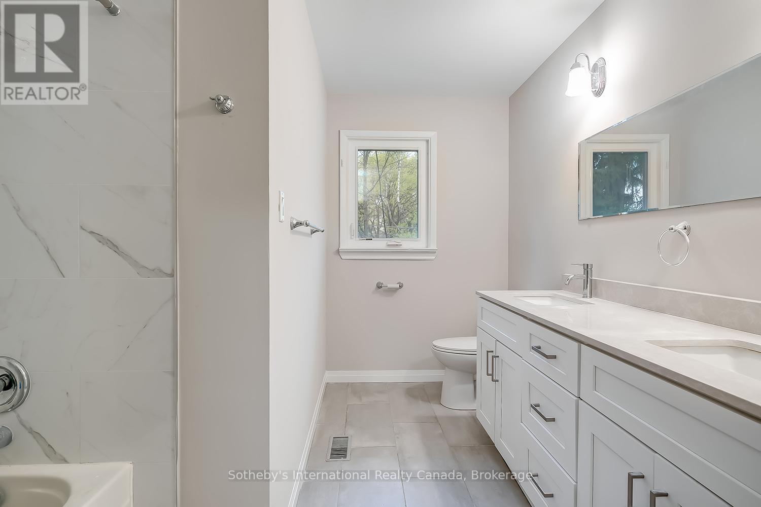 272 PINEHURST DRIVE