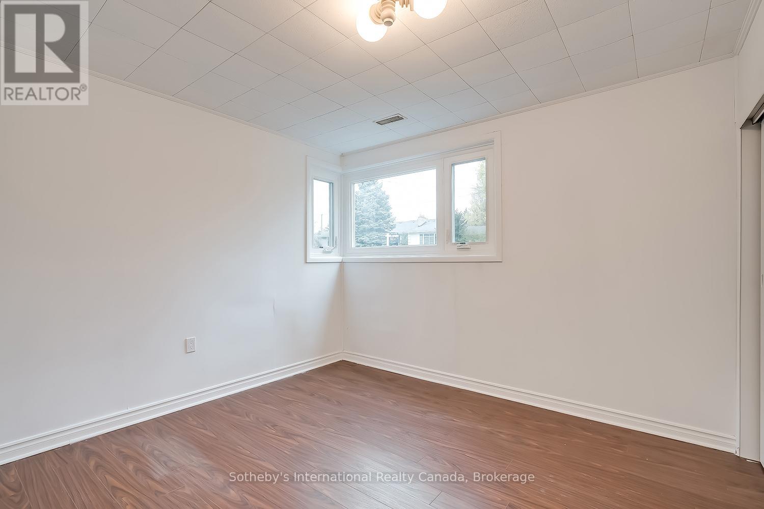 272 PINEHURST DRIVE