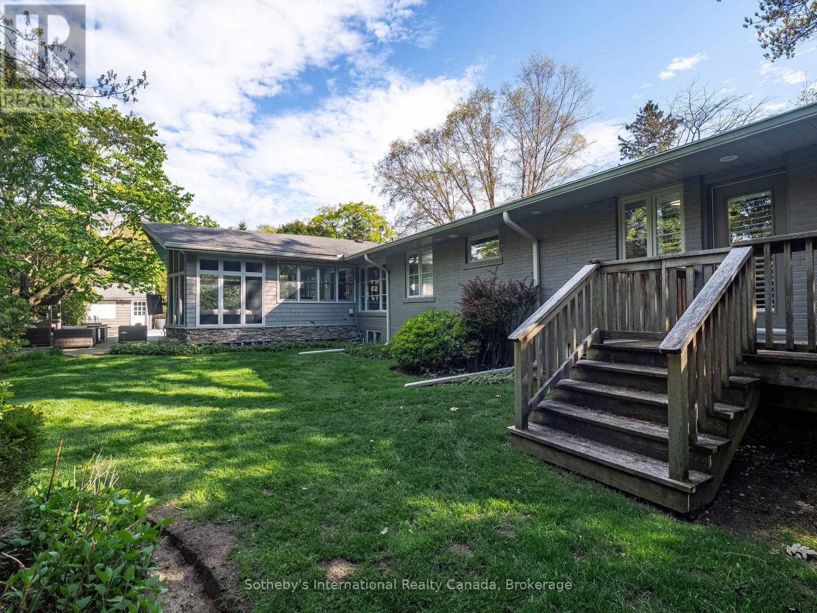 237 BURGUNDY DRIVE