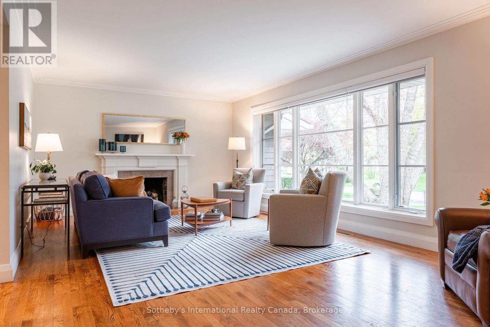 237 BURGUNDY DRIVE