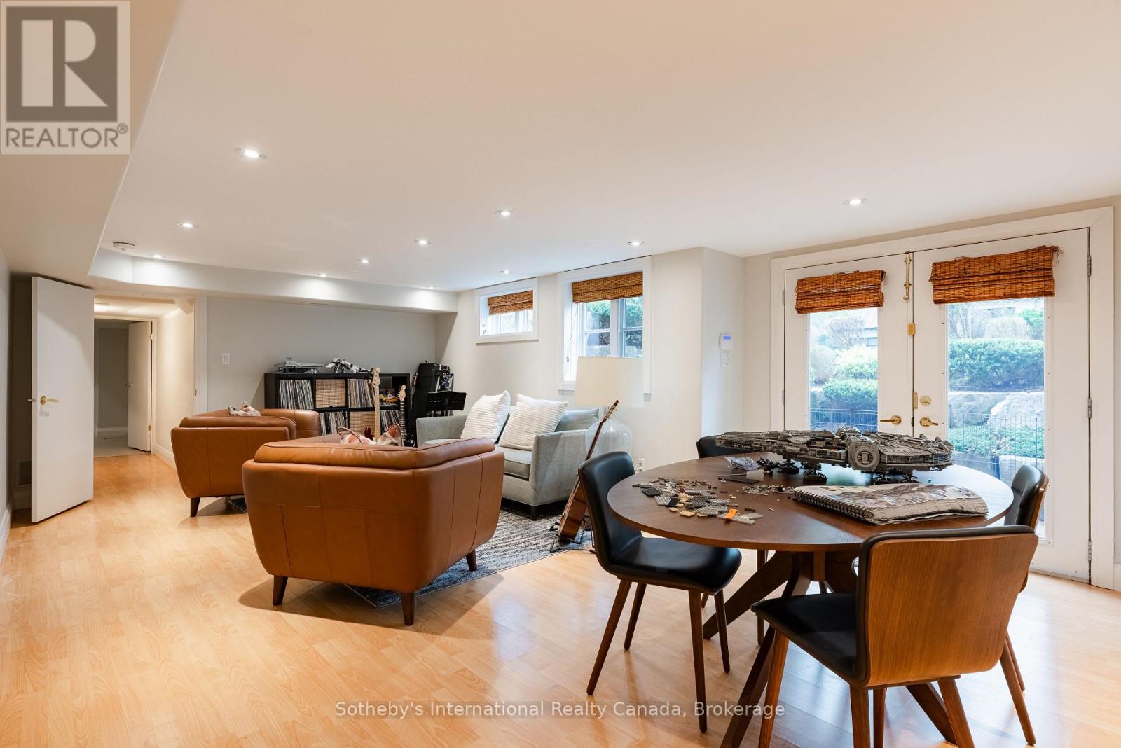 237 BURGUNDY DRIVE