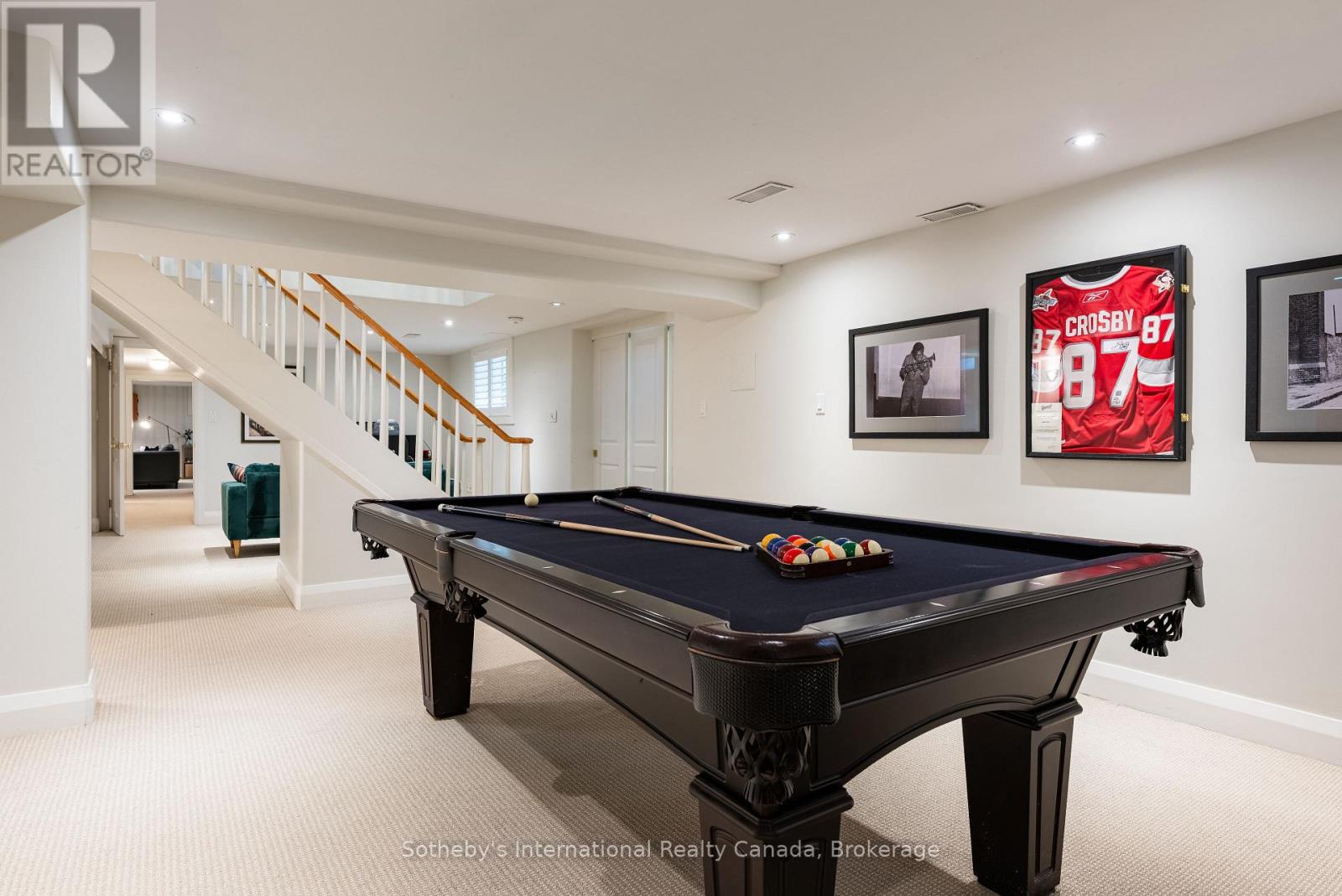 237 BURGUNDY DRIVE