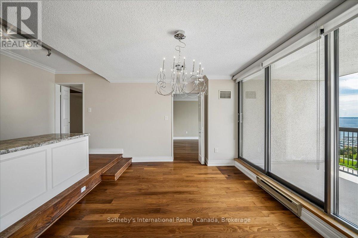 2104 - 2170 MARINE DRIVE