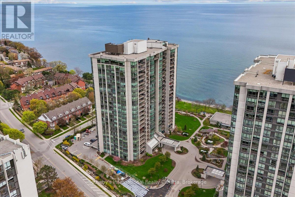 2104 - 2170 MARINE DRIVE