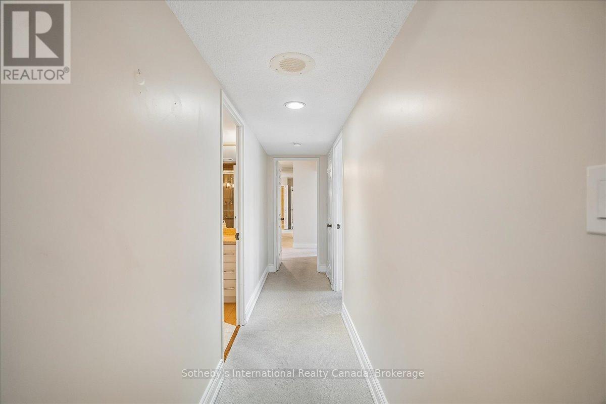 2104 - 2170 MARINE DRIVE