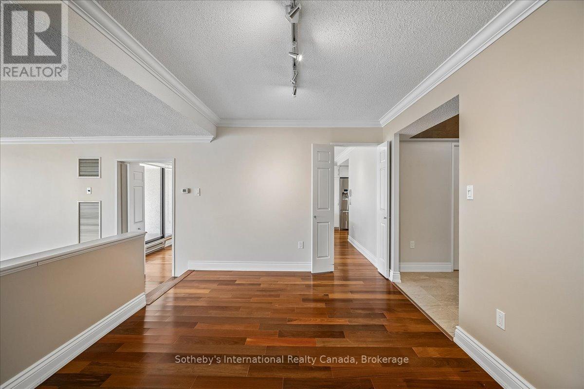 2104 - 2170 MARINE DRIVE