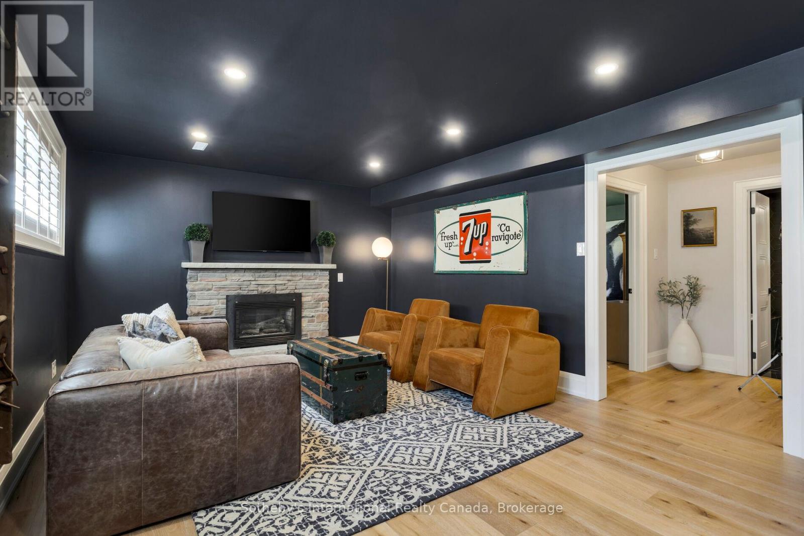 312 PINEGROVE ROAD