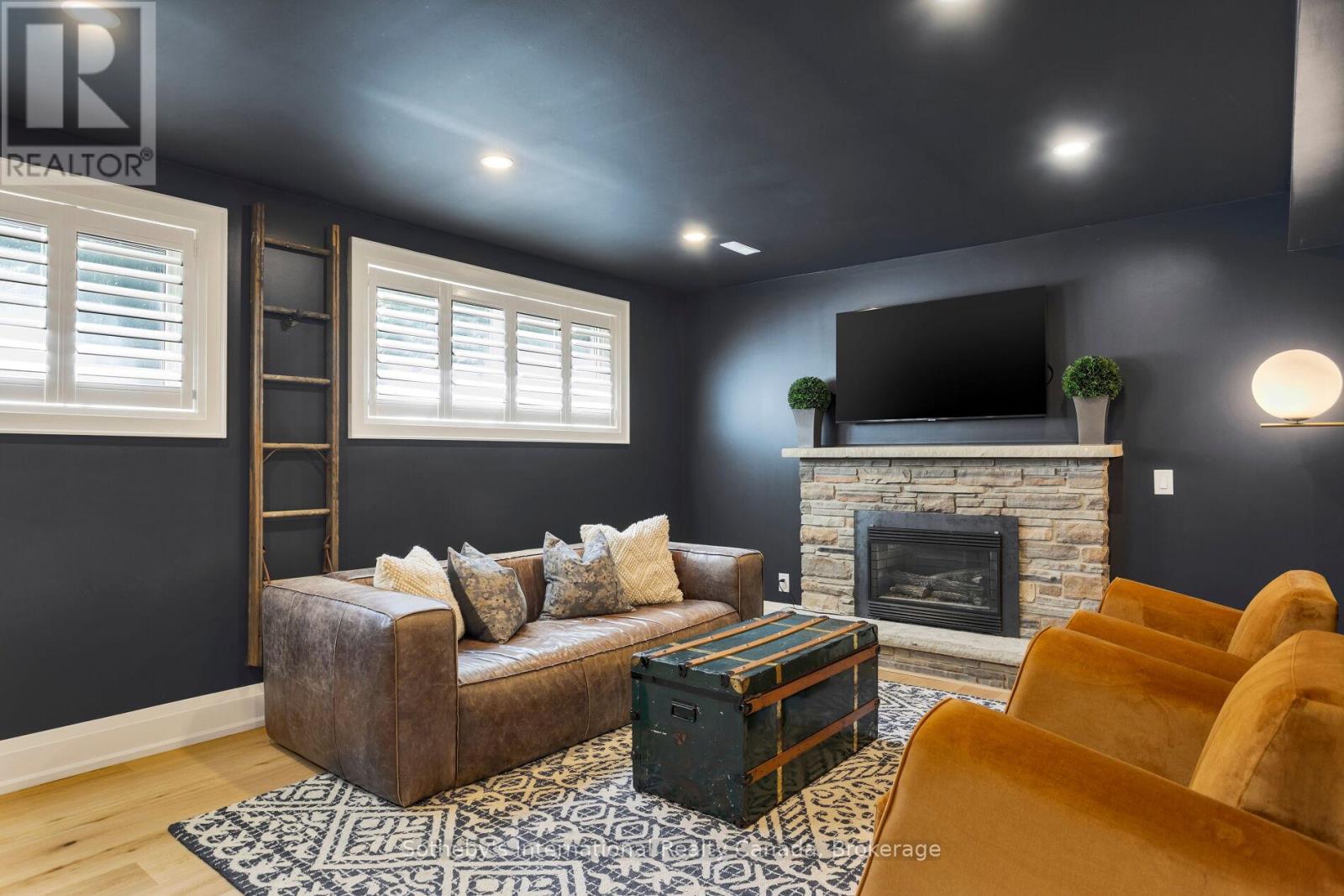 312 PINEGROVE ROAD