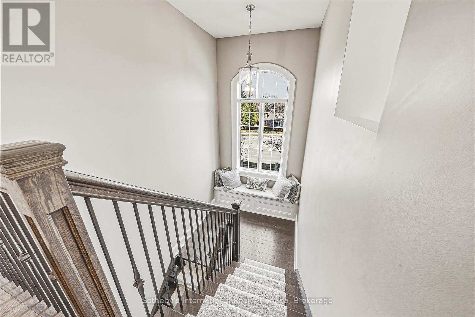 476 PATRICIA DRIVE