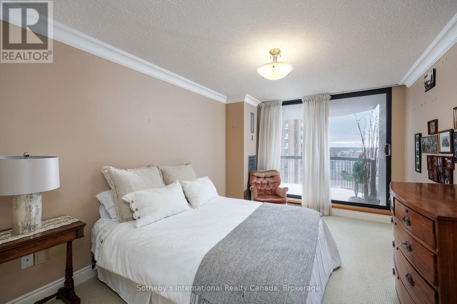 1107 - 2180 MARINE DRIVE