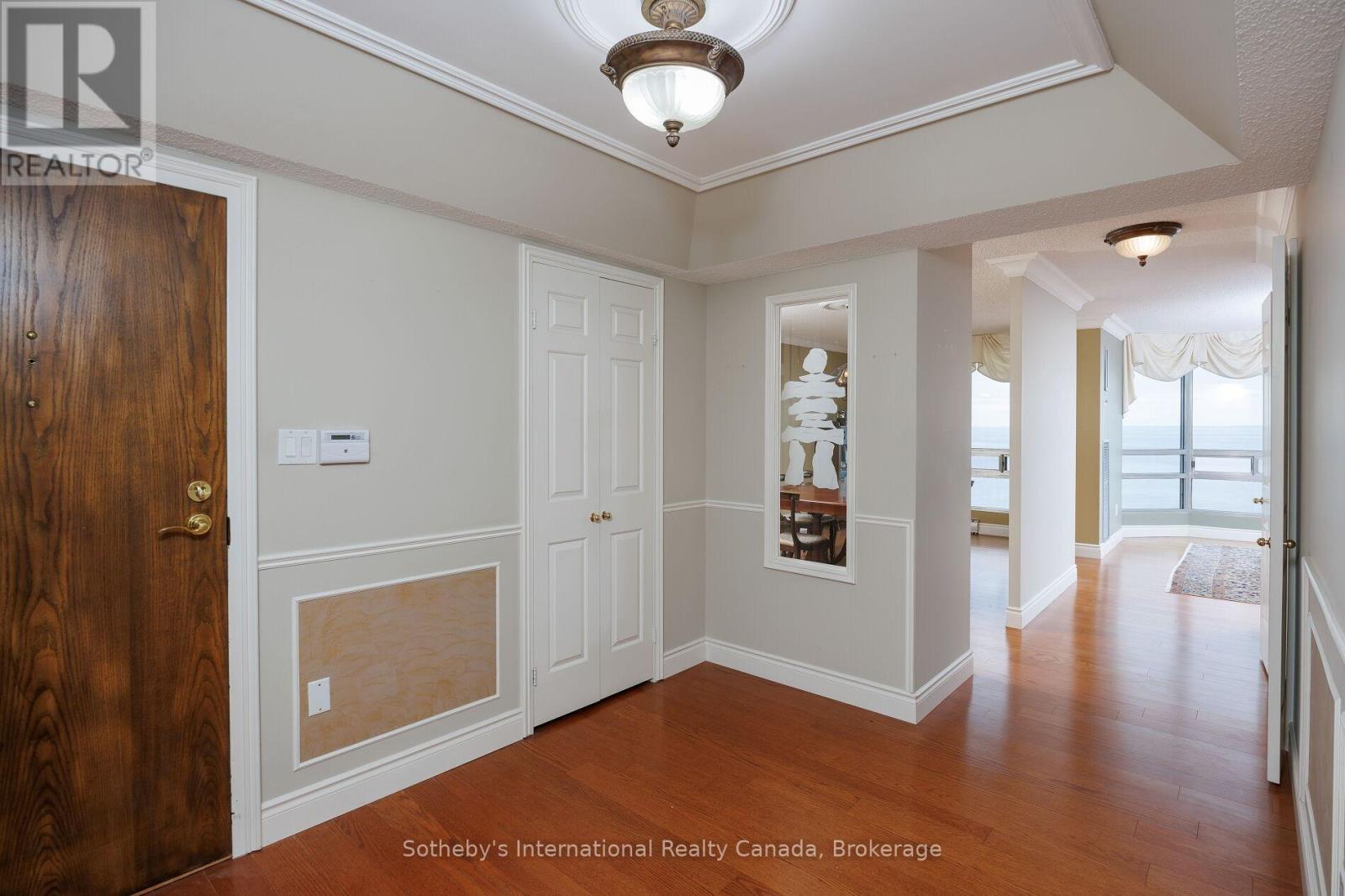 1107 - 2180 MARINE DRIVE
