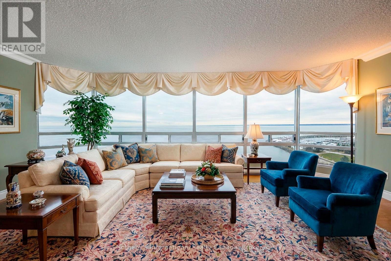 1107 - 2180 MARINE DRIVE