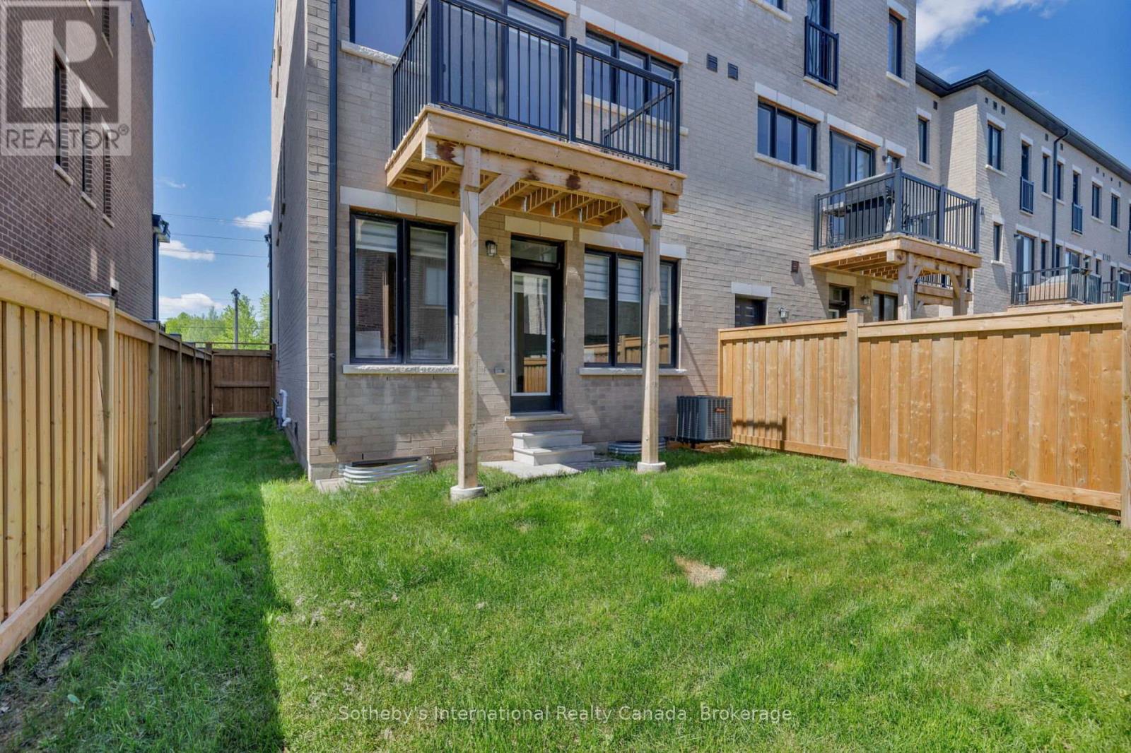 1492 YELLOW ROSE CIRCLE