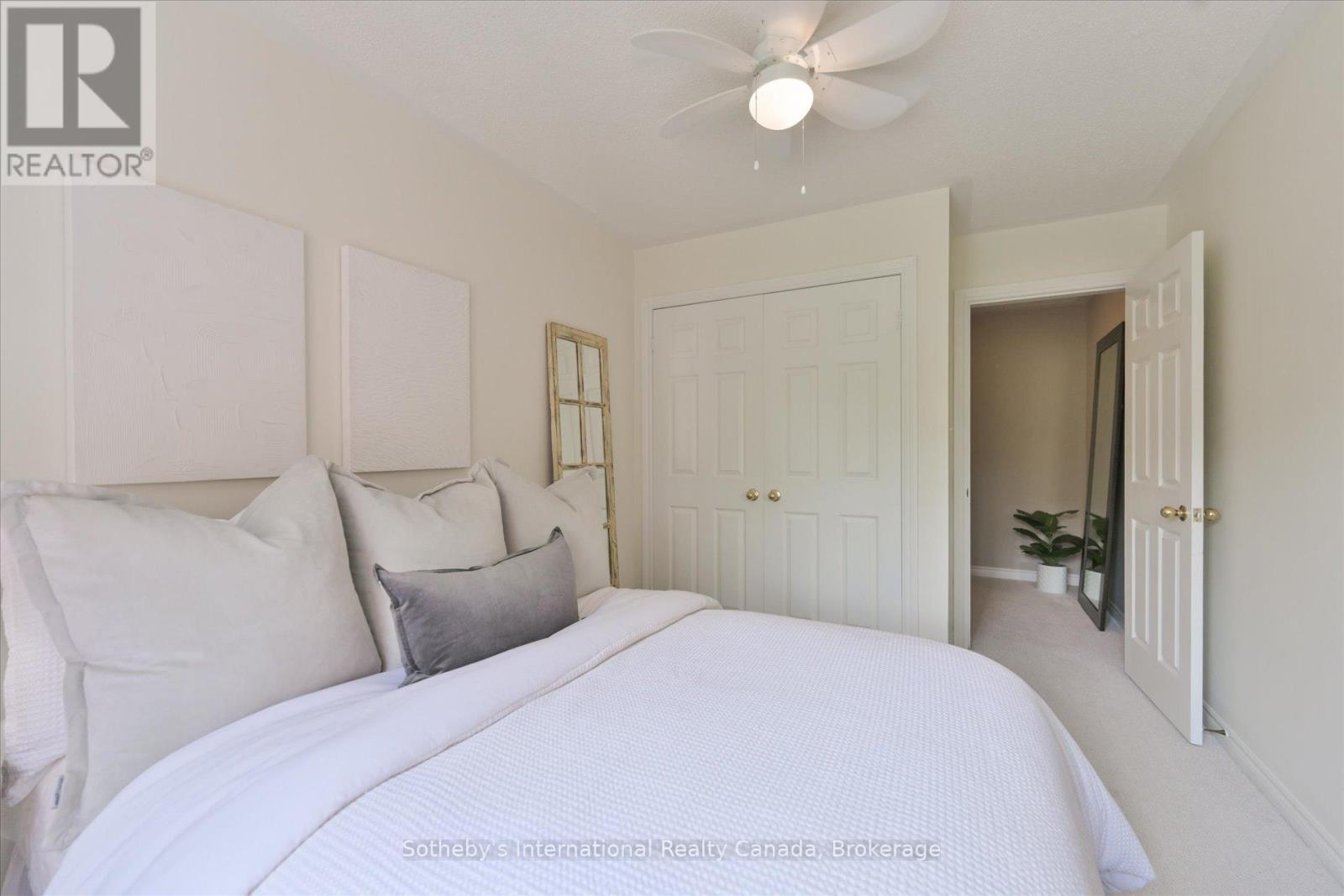 41 - 300 RAVINEVIEW WAY
