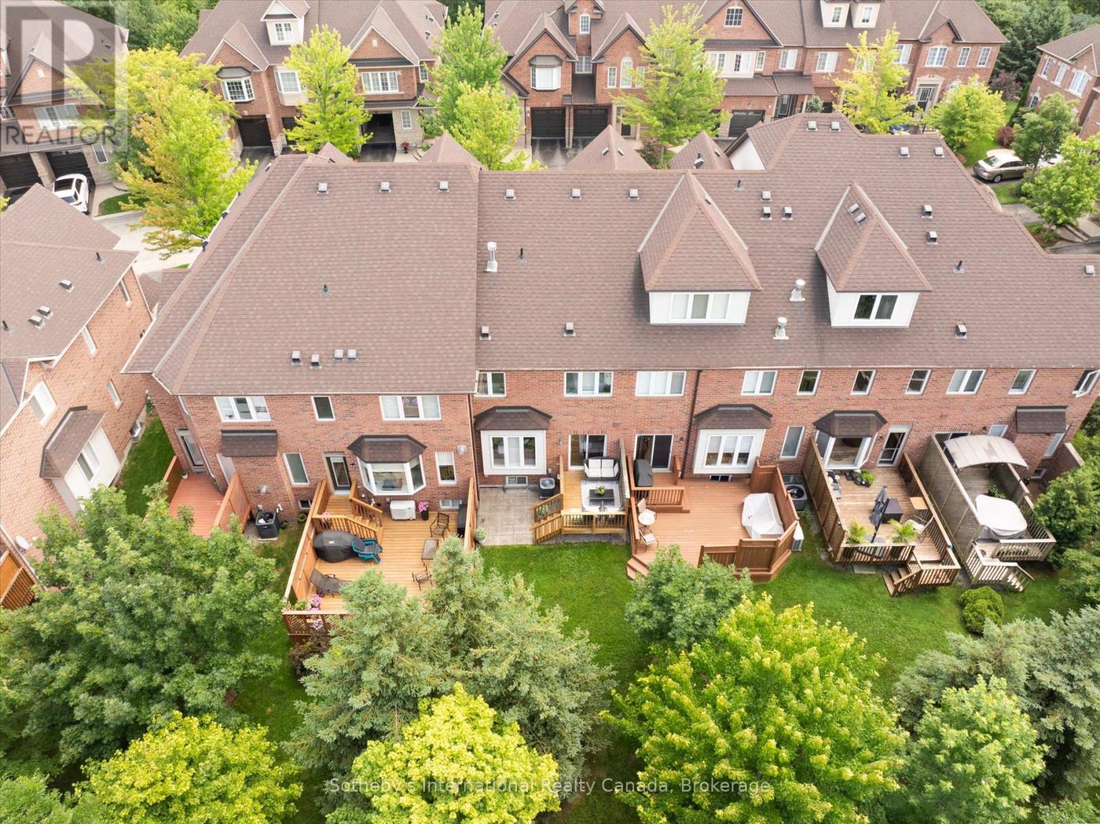 41 - 300 RAVINEVIEW WAY