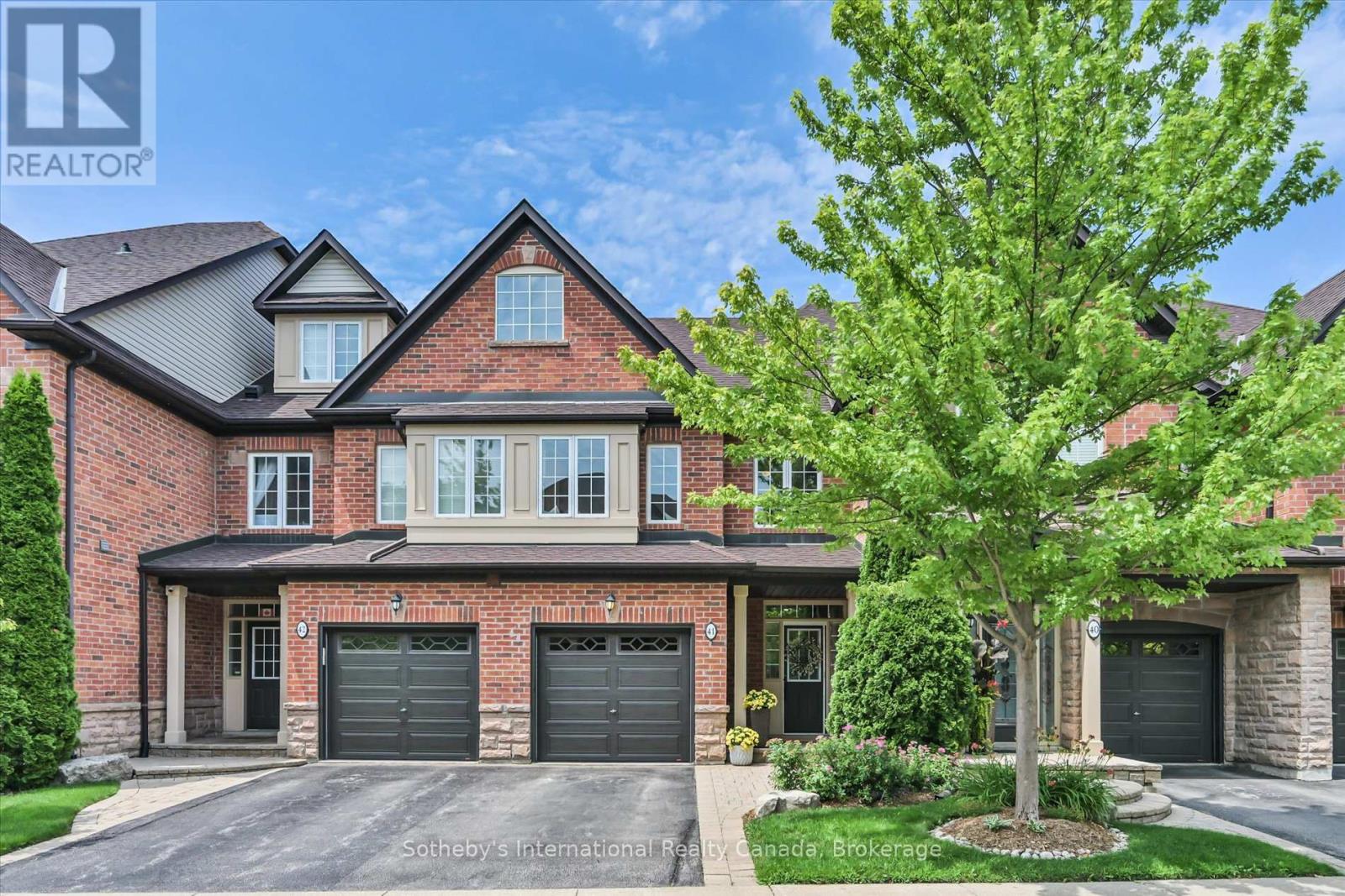 41 - 300 RAVINEVIEW WAY