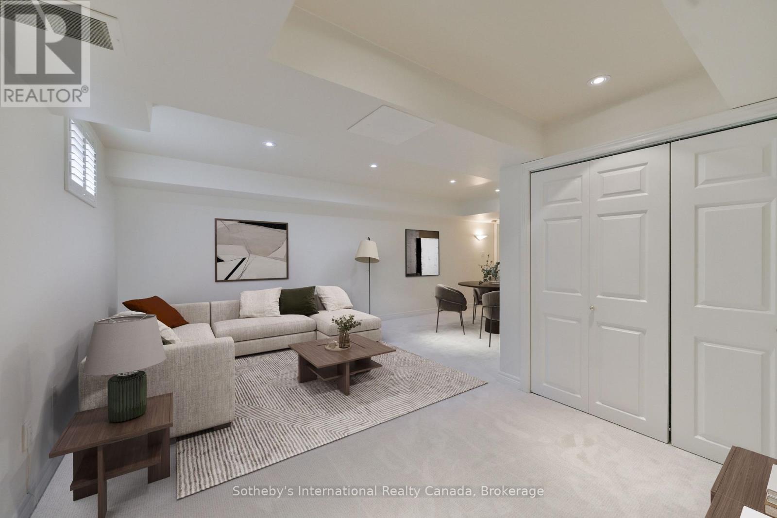 41 - 300 RAVINEVIEW WAY