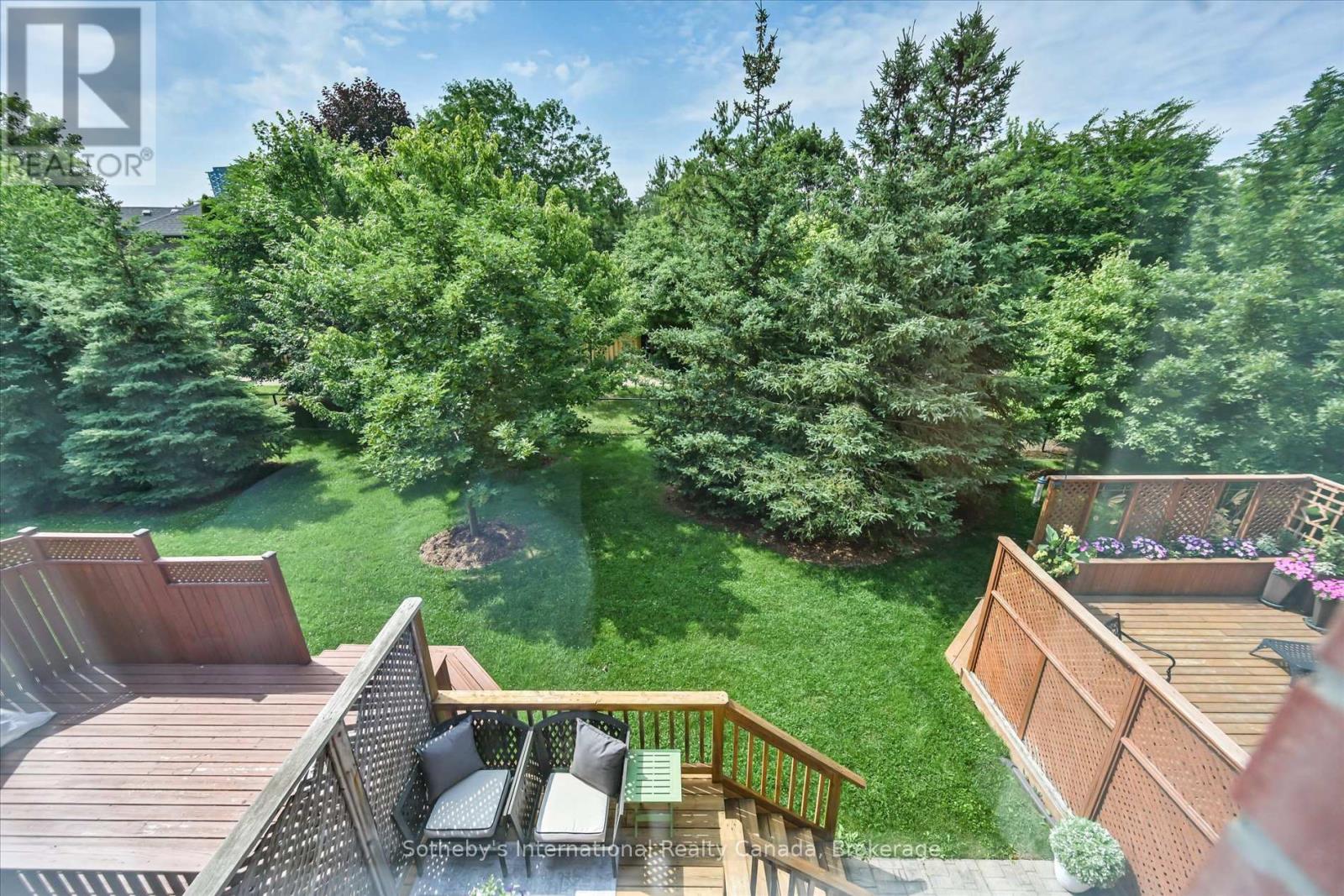 41 - 300 RAVINEVIEW WAY