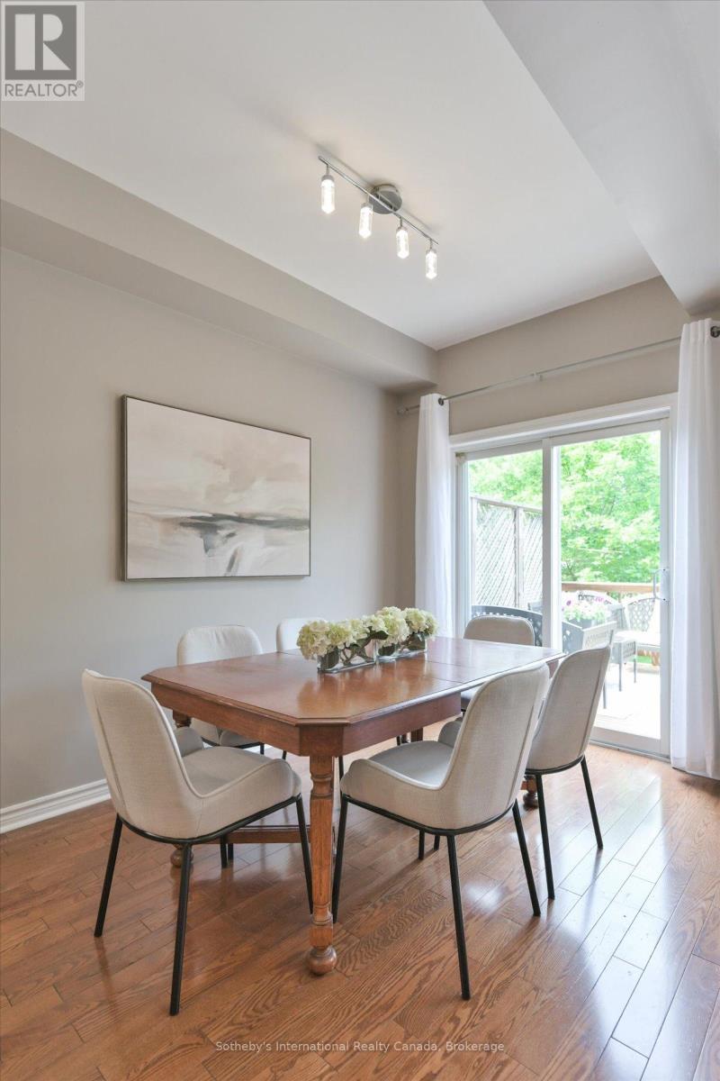 41 - 300 RAVINEVIEW WAY