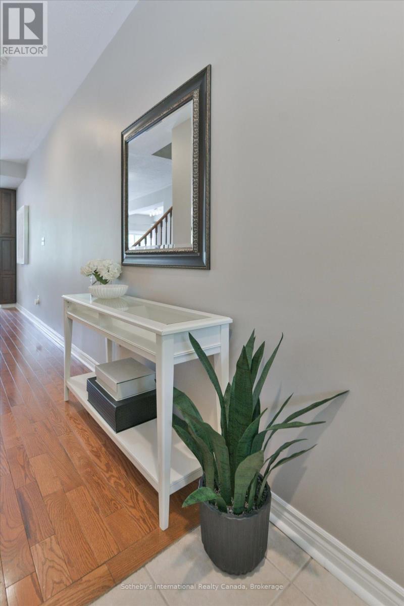 41 - 300 RAVINEVIEW WAY