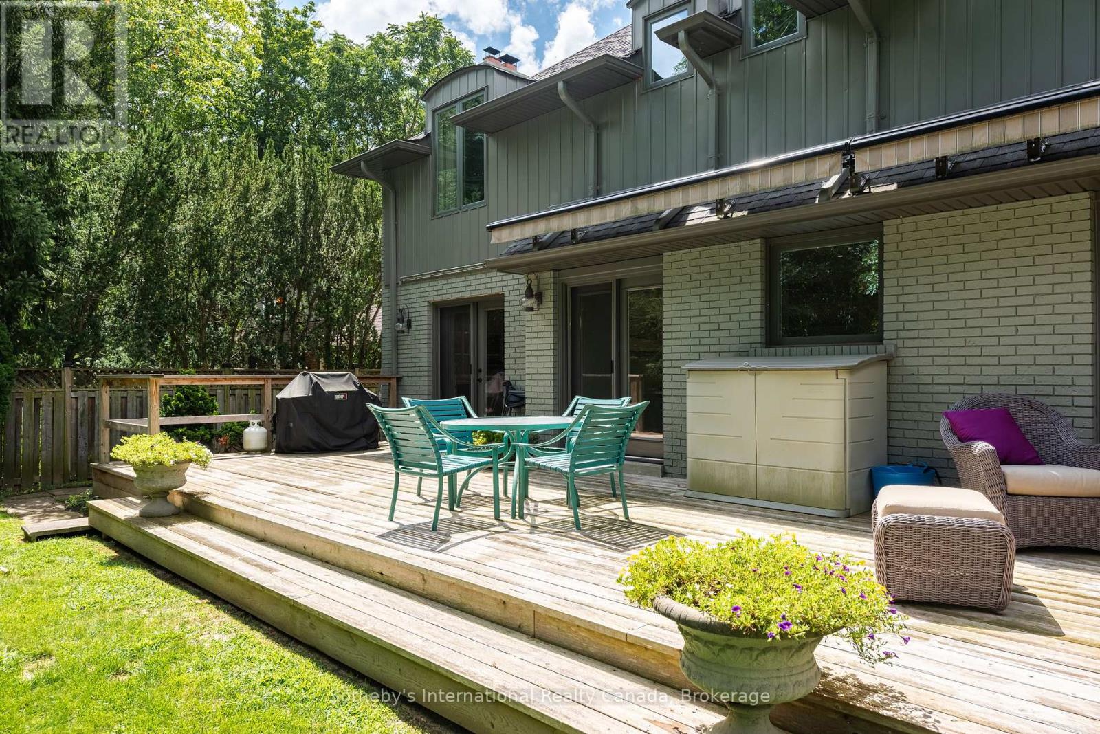 2267 CEDARBERRY COURT