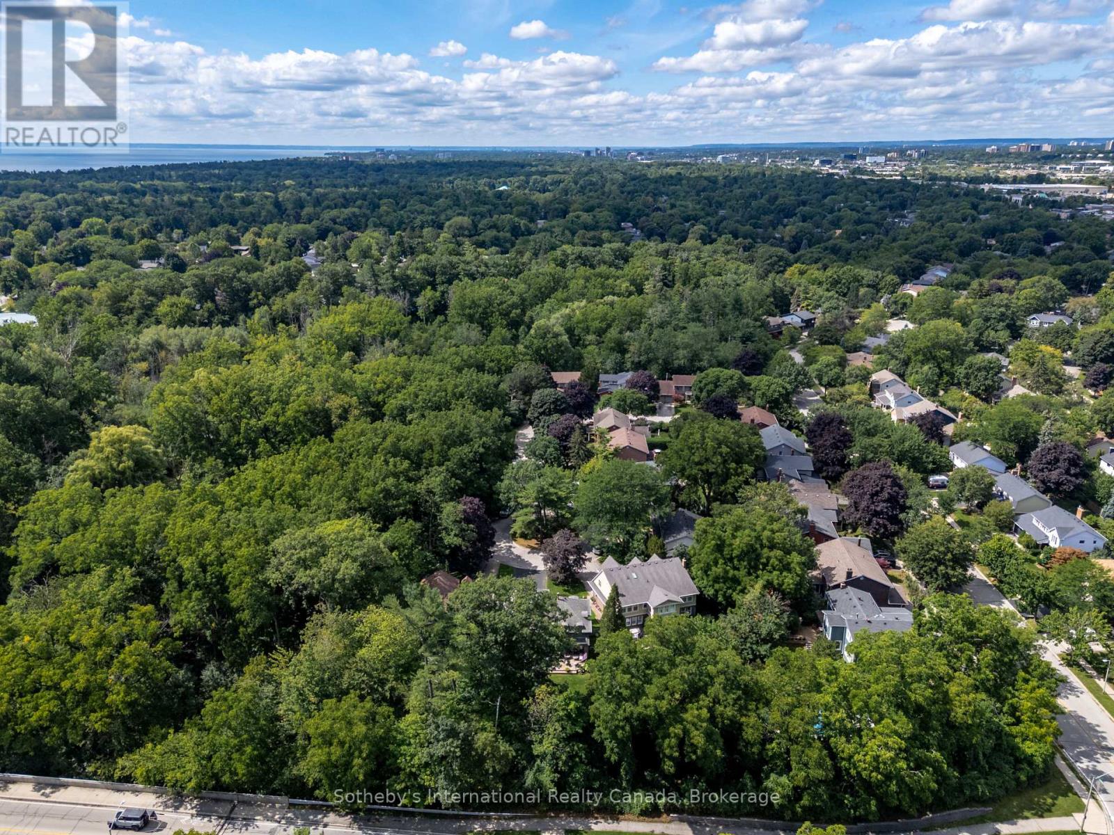 2267 CEDARBERRY COURT