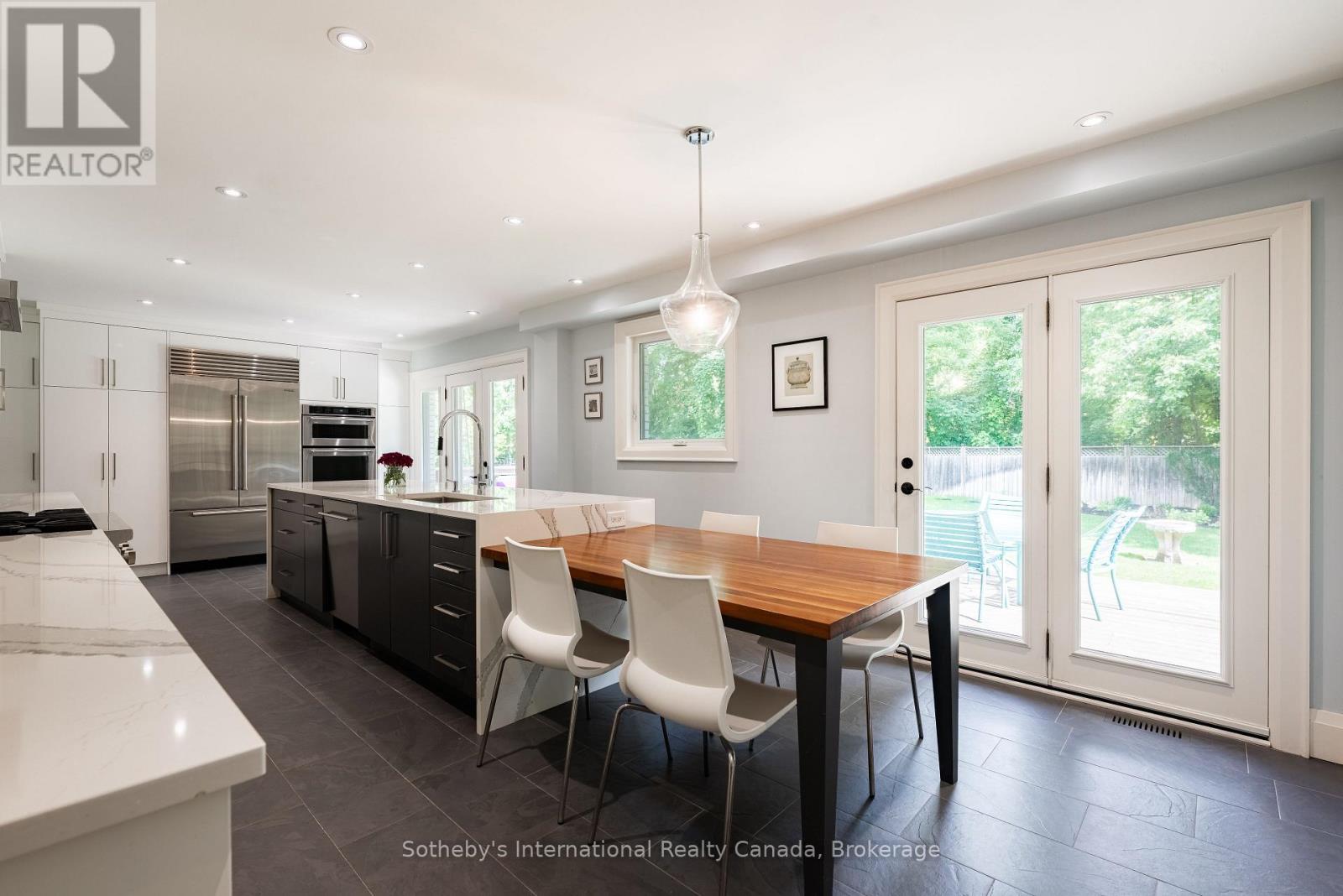 2267 CEDARBERRY COURT