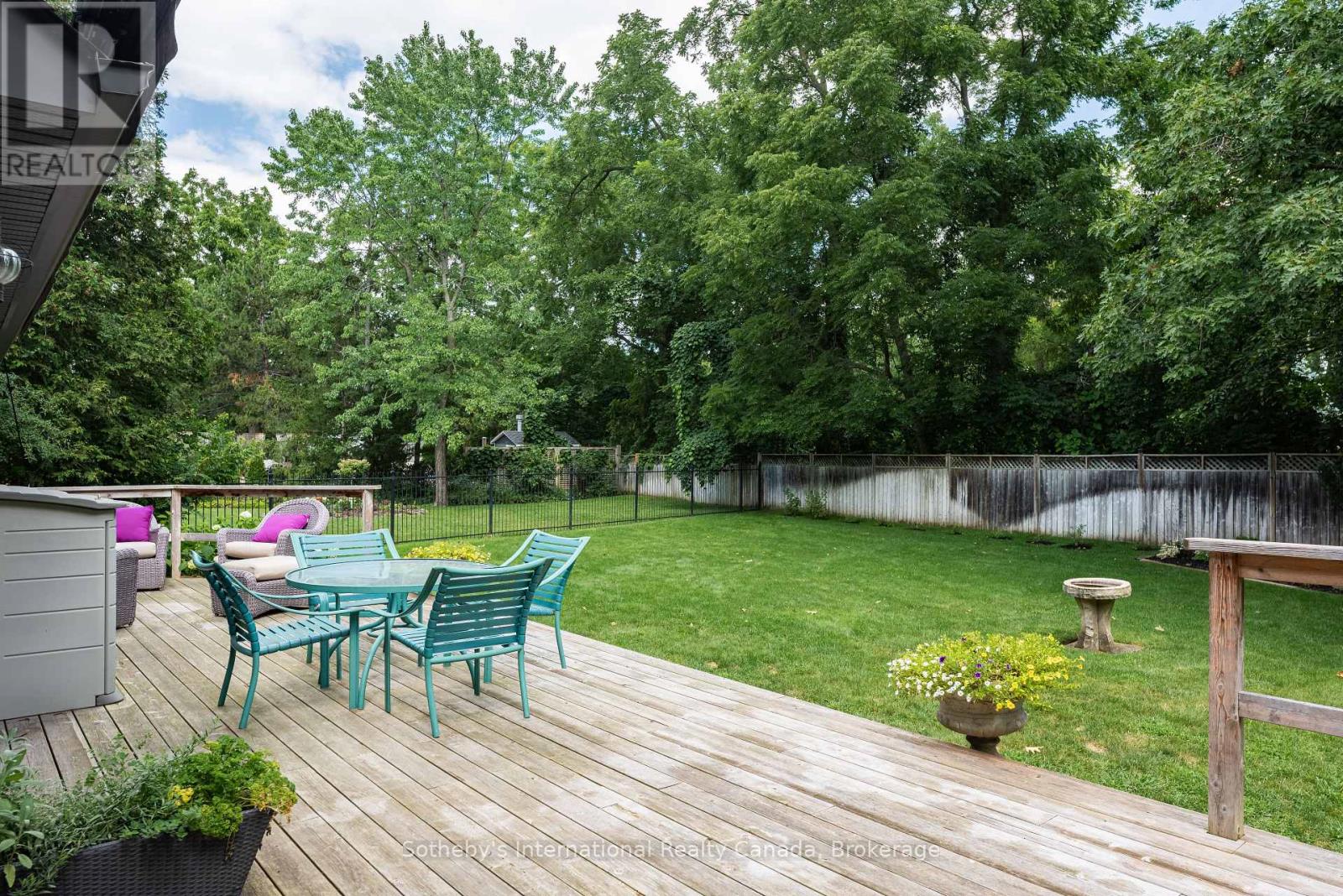 2267 CEDARBERRY COURT