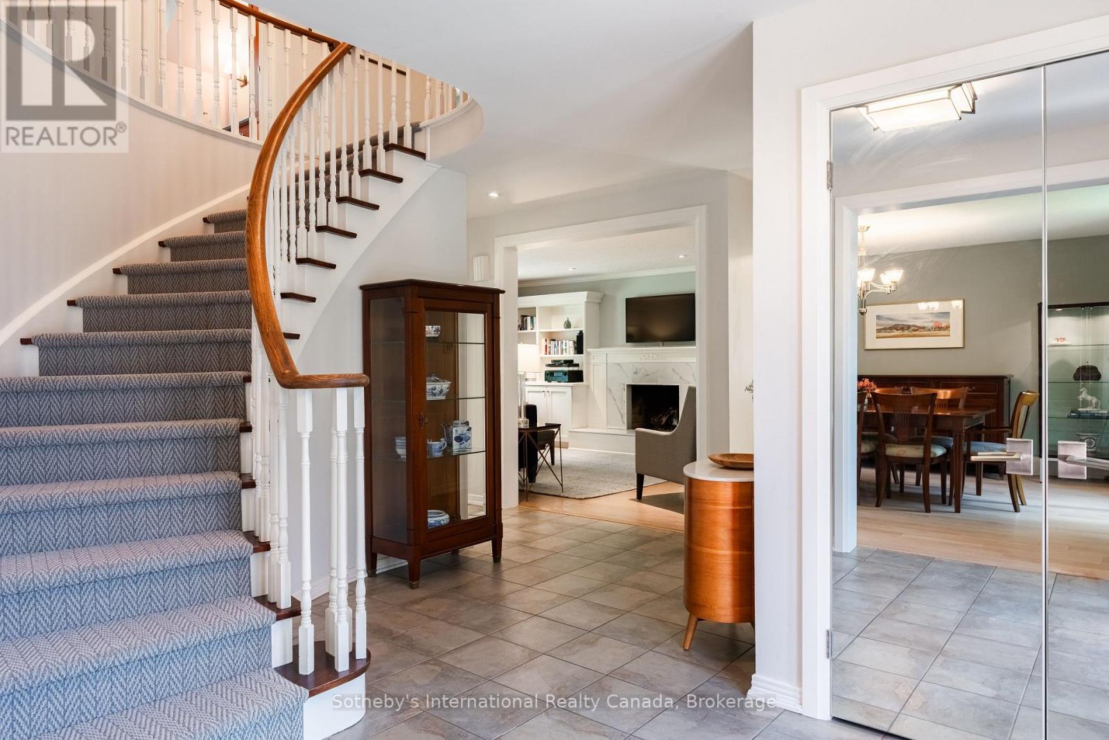 2267 CEDARBERRY COURT