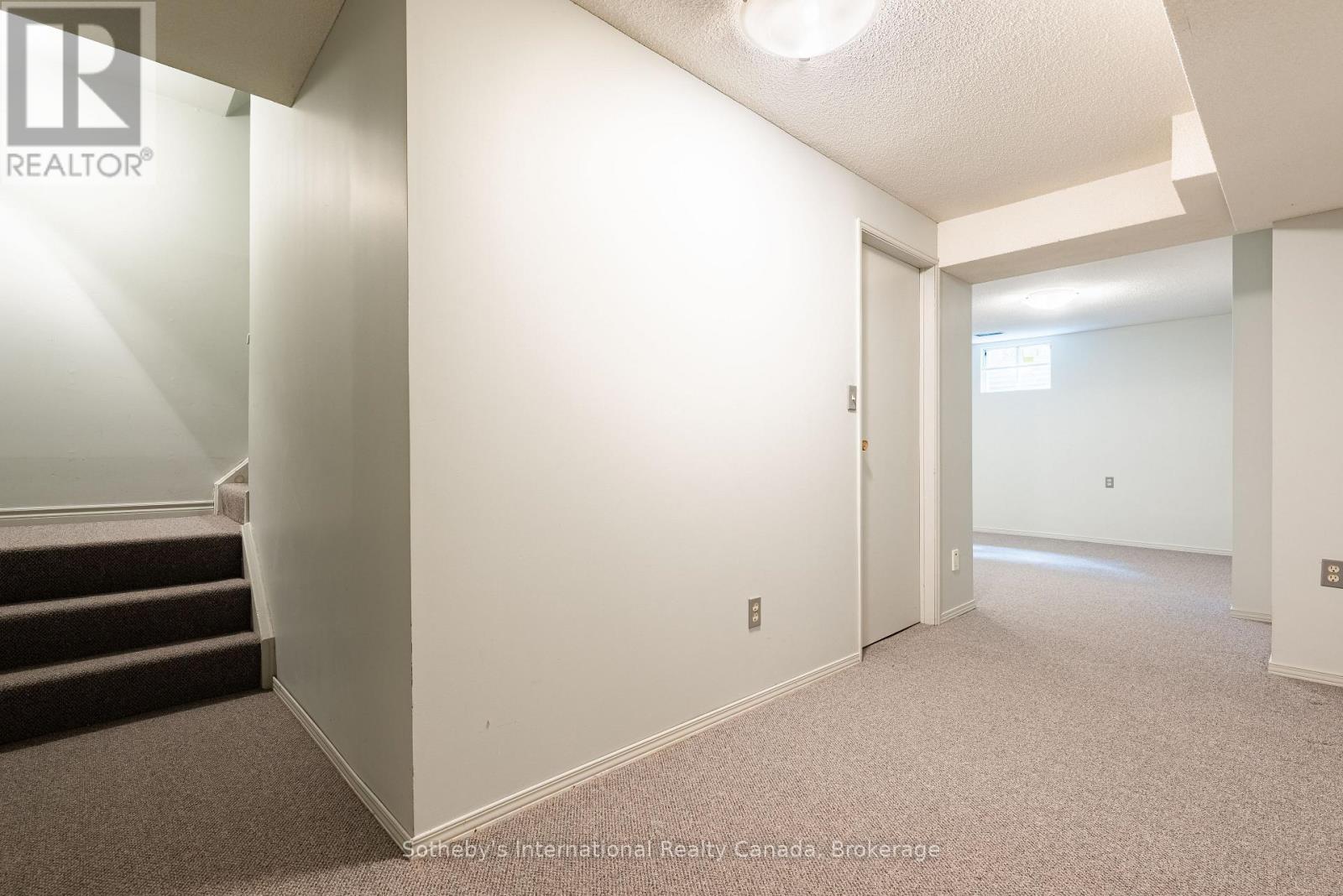 2267 CEDARBERRY COURT