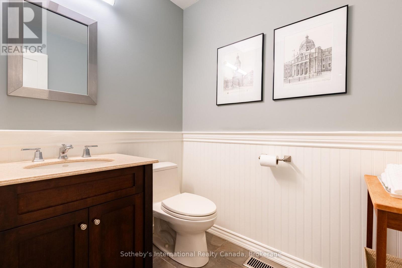 2267 CEDARBERRY COURT