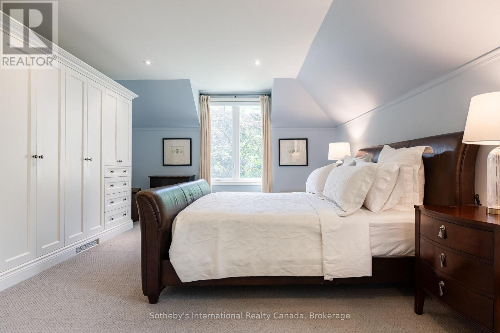 2267 CEDARBERRY COURT