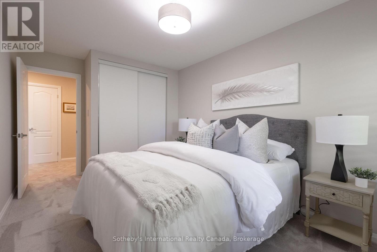 32A - 1064 QUEEN STREET W