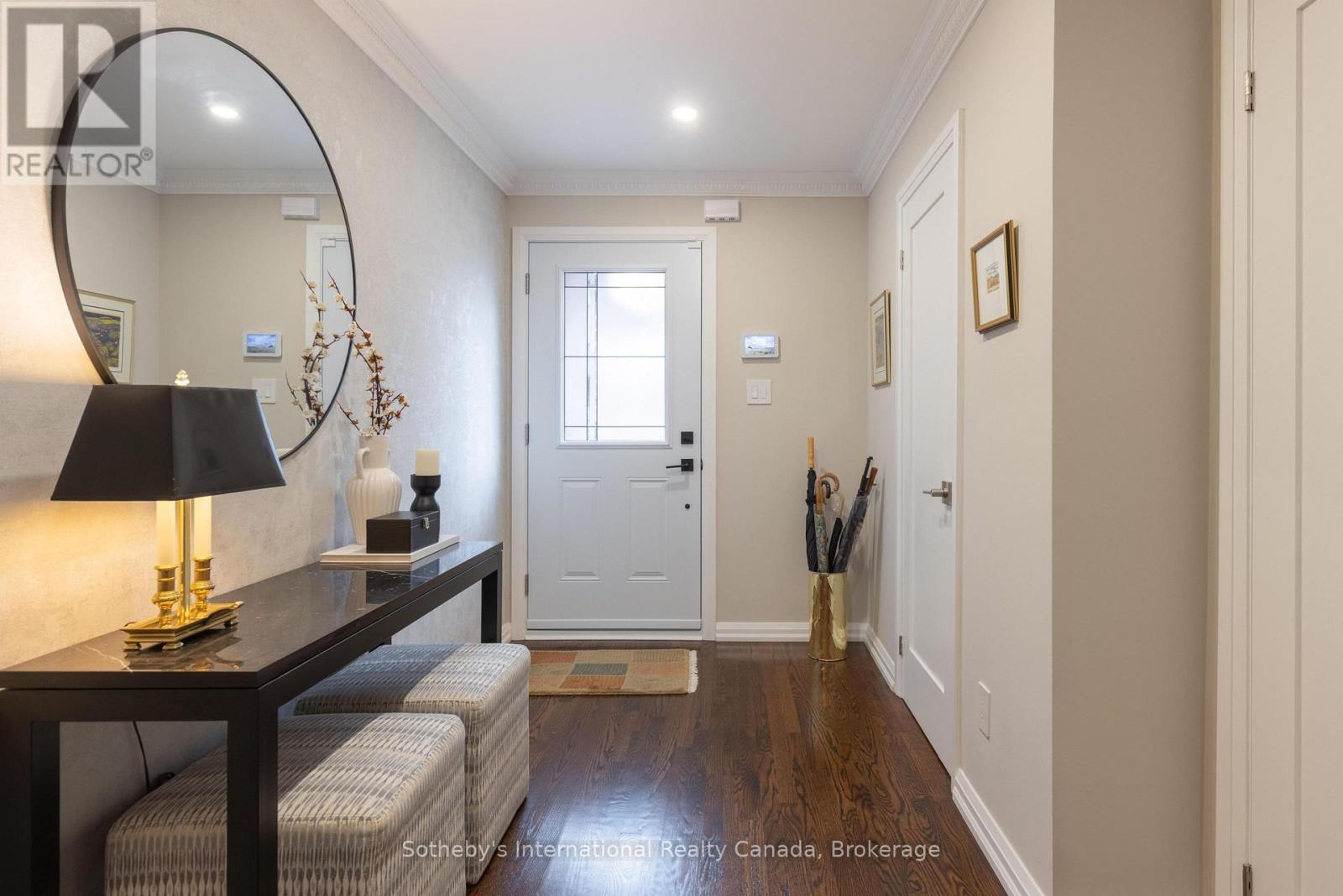 32A - 1064 QUEEN STREET W