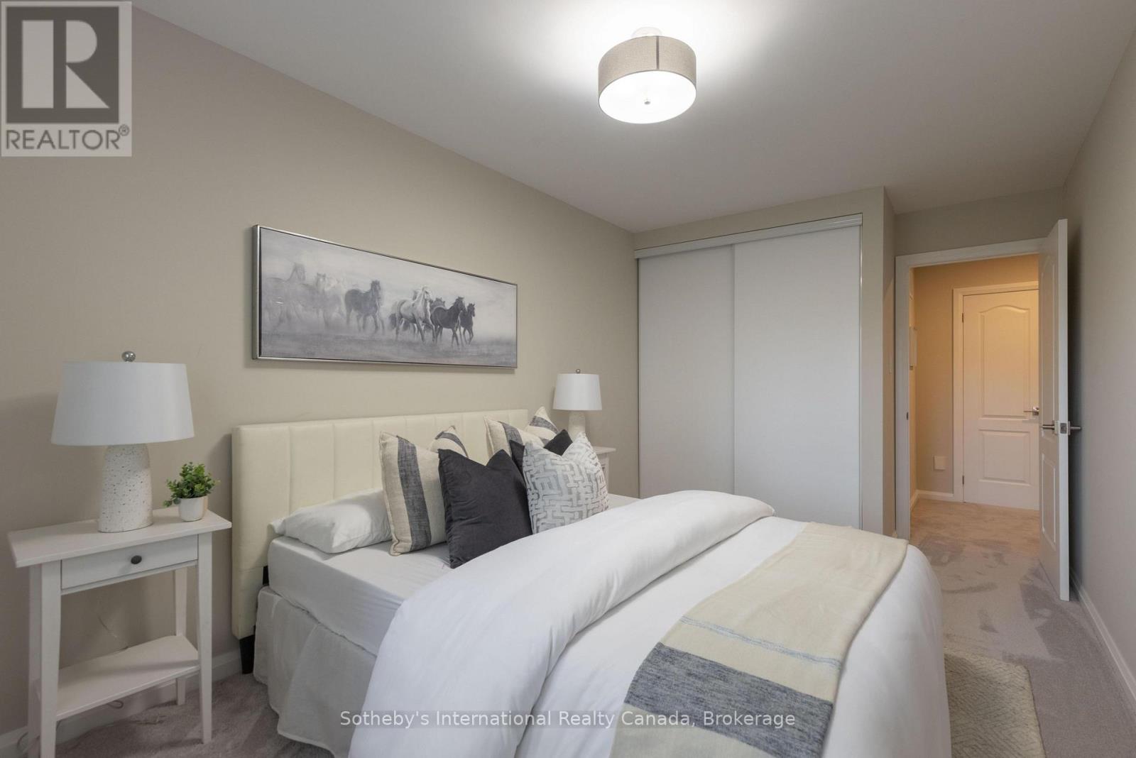 32A - 1064 QUEEN STREET W