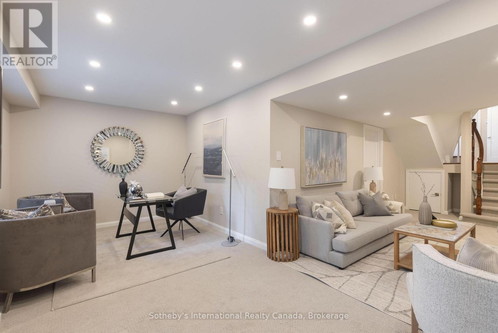 32A - 1064 QUEEN STREET W
