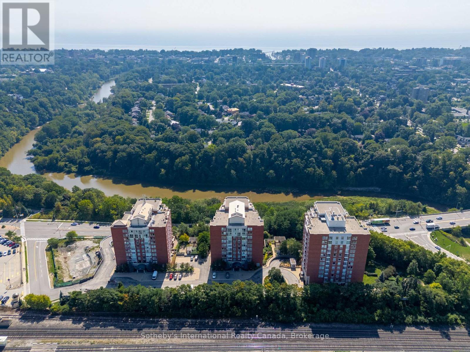 901 - 50 OLD MILL ROAD