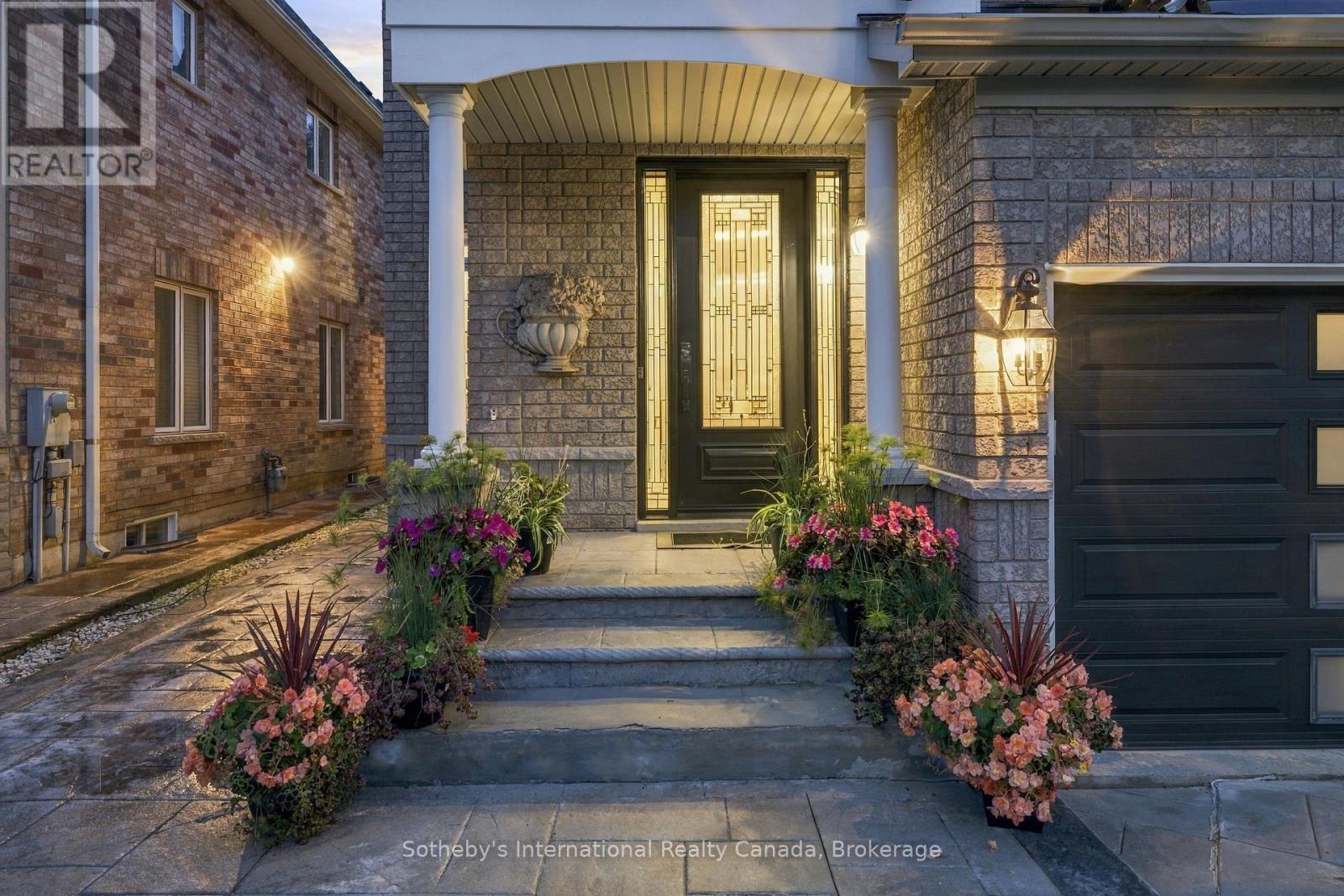 3352 ERIN CENTRE BOULEVARD