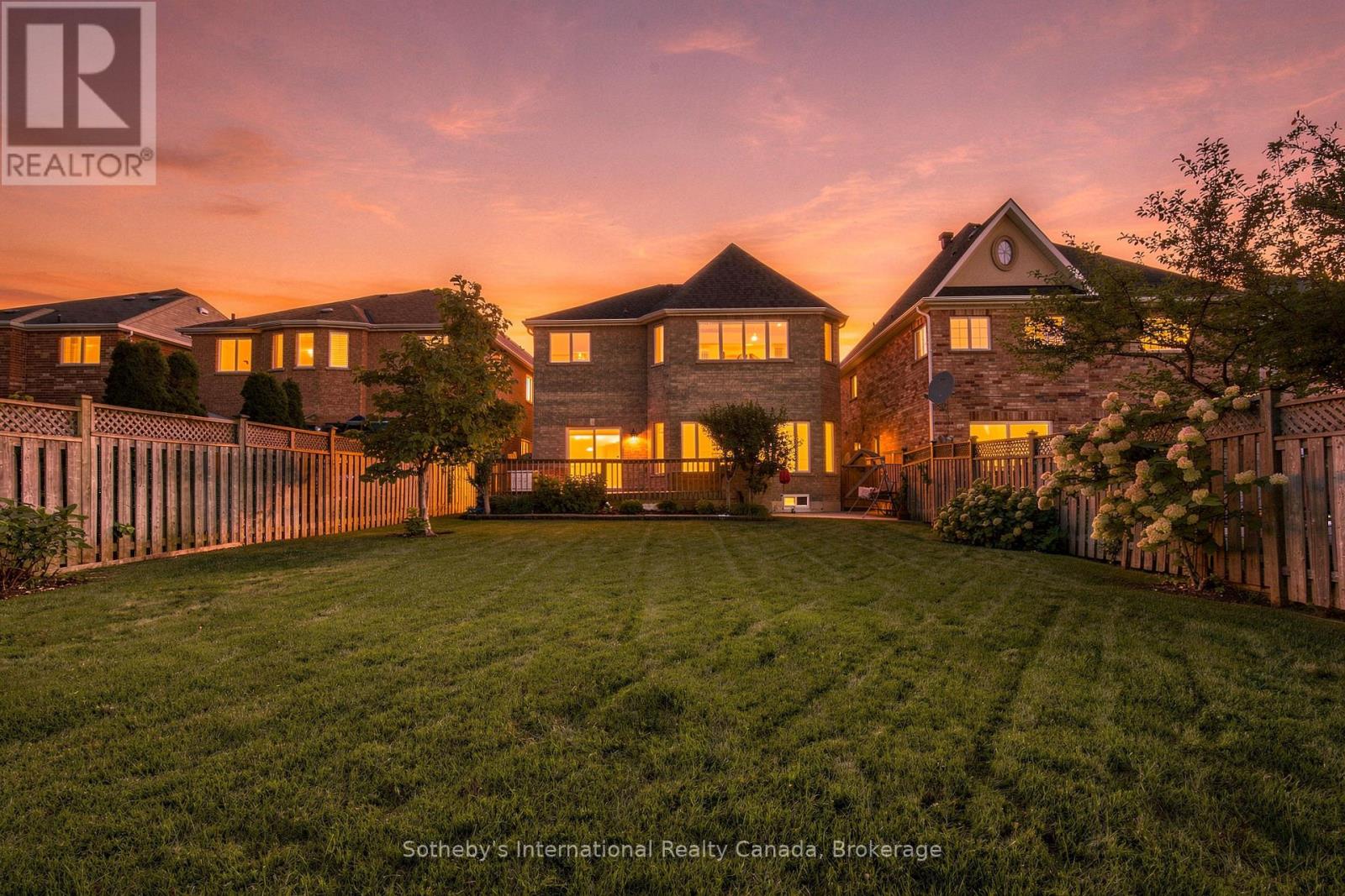 3352 ERIN CENTRE BOULEVARD