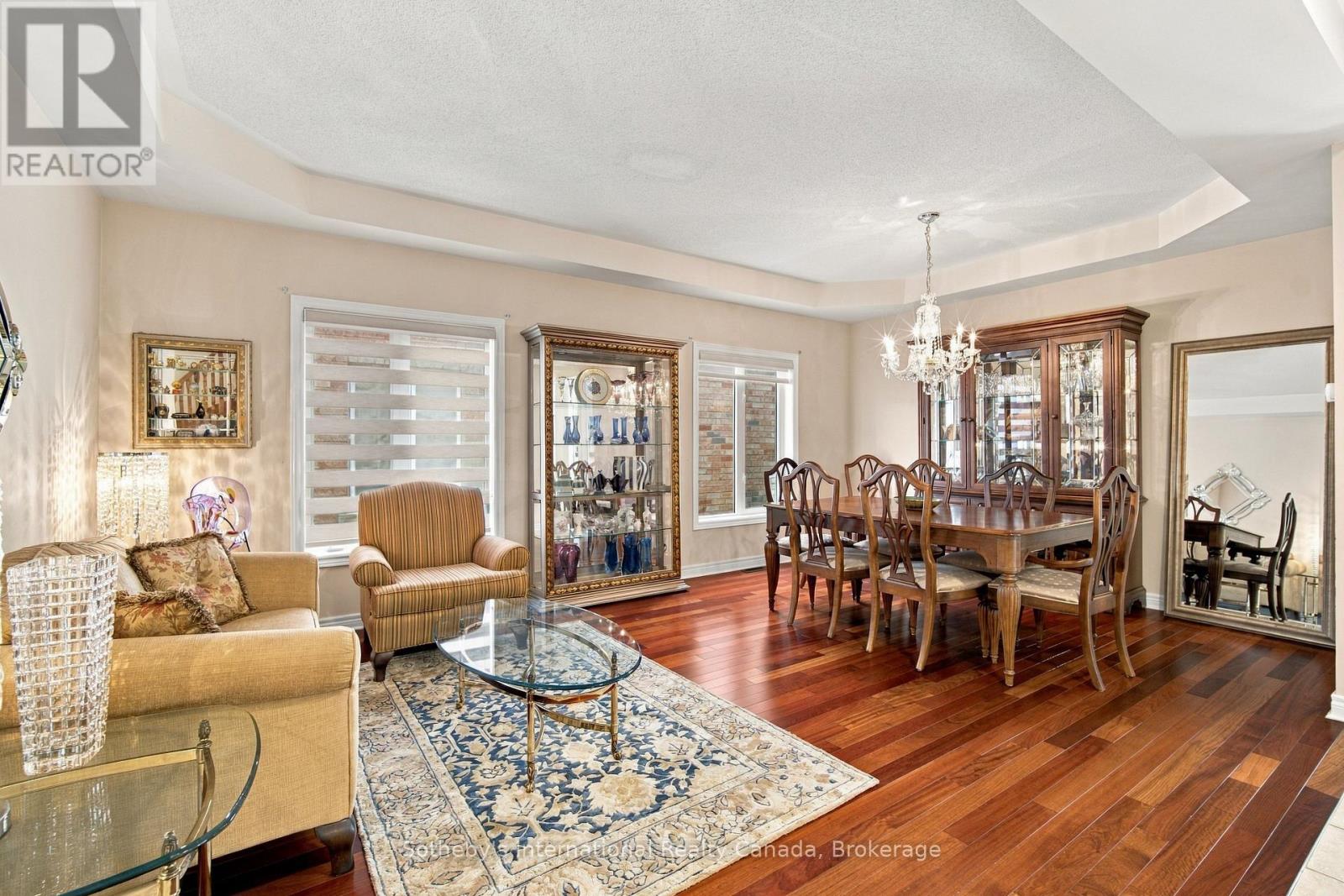 3352 ERIN CENTRE BOULEVARD