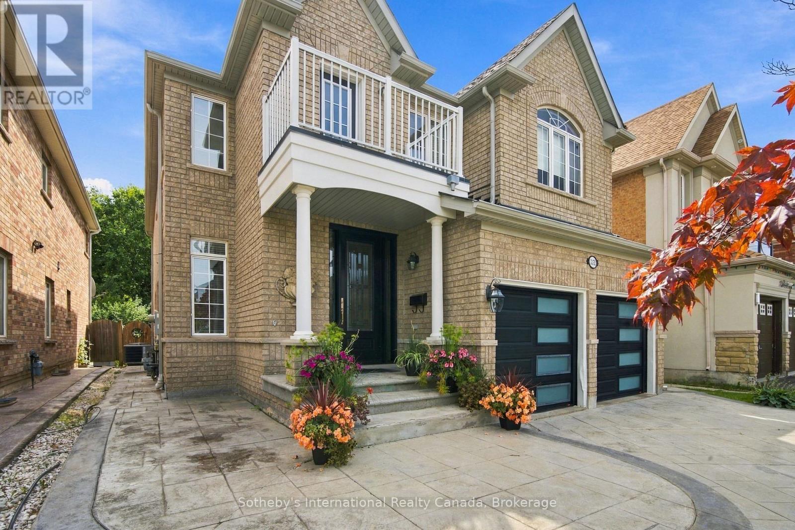 3352 ERIN CENTRE BOULEVARD