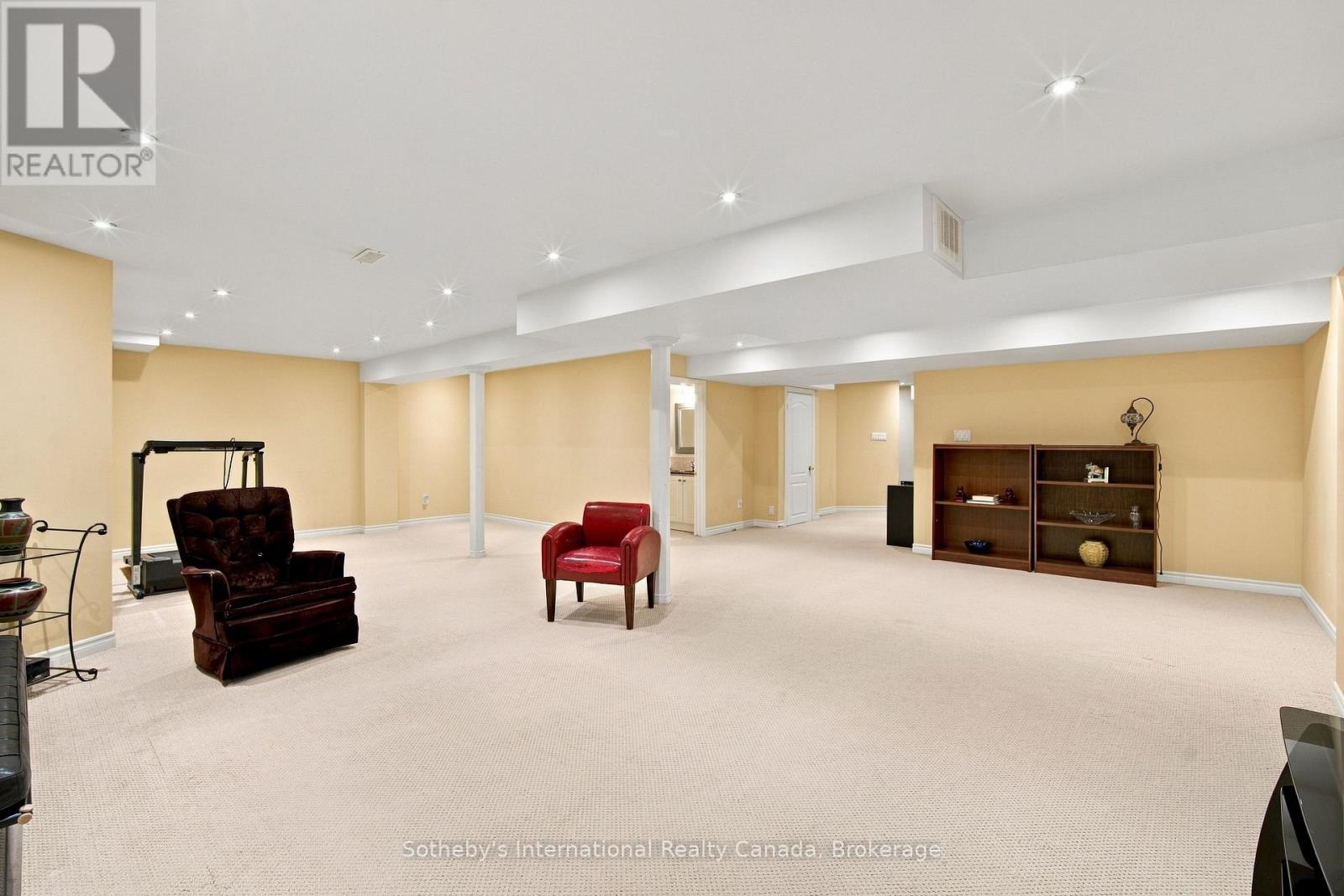 3352 ERIN CENTRE BOULEVARD