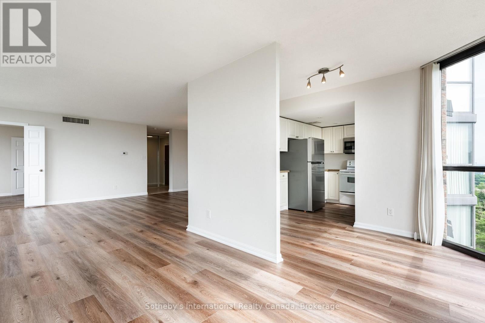 804 - 1230 MARLBOROUGH COURT