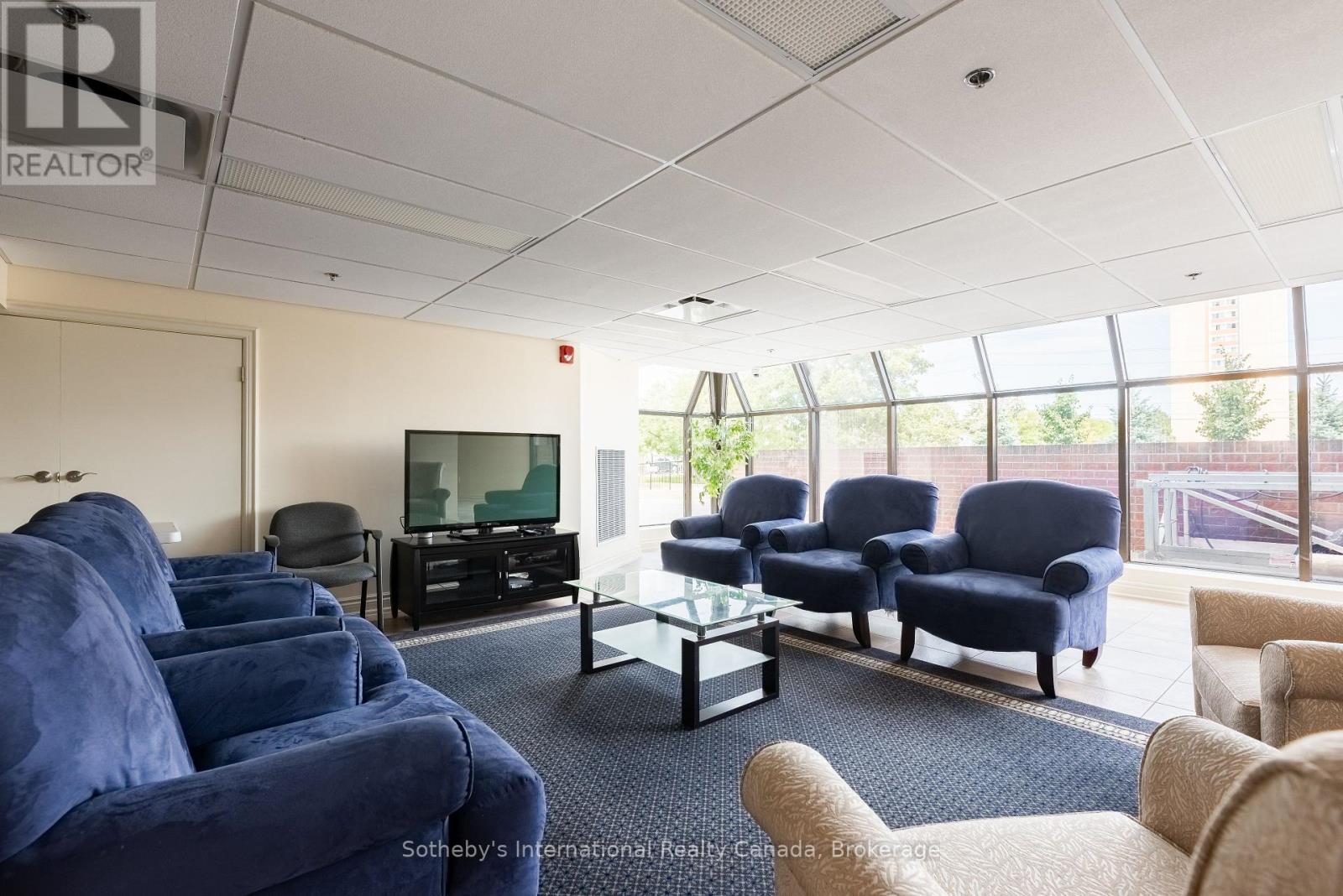 804 - 1230 MARLBOROUGH COURT