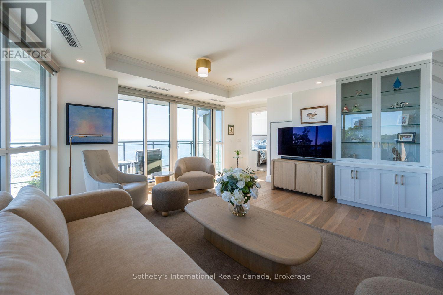 508 - 2060 LAKESHORE ROAD