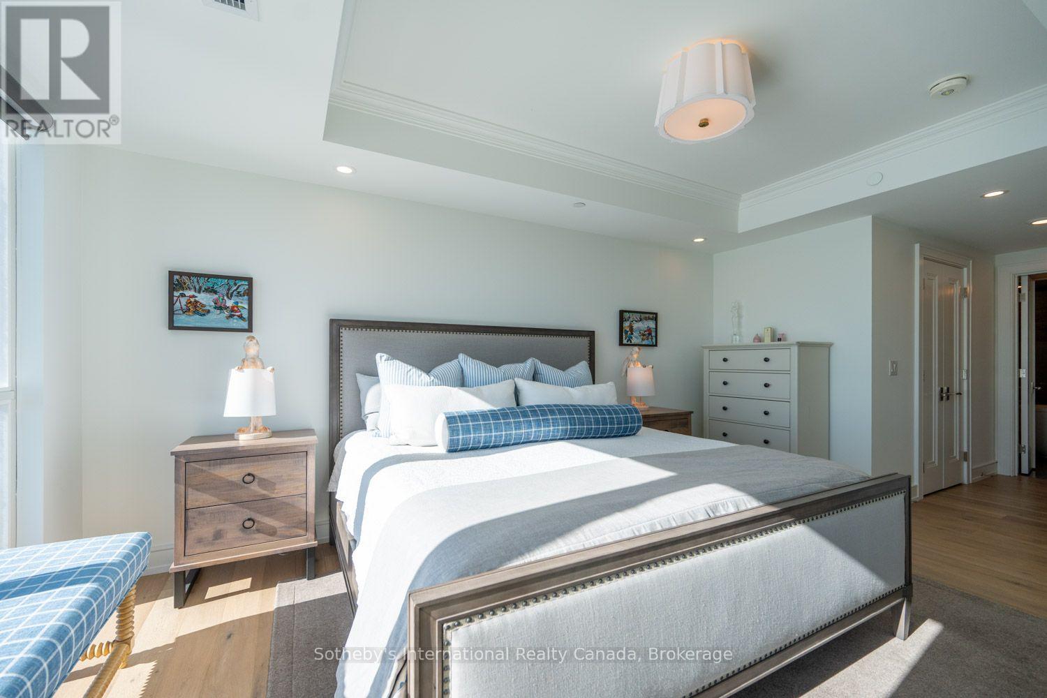 508 - 2060 LAKESHORE ROAD