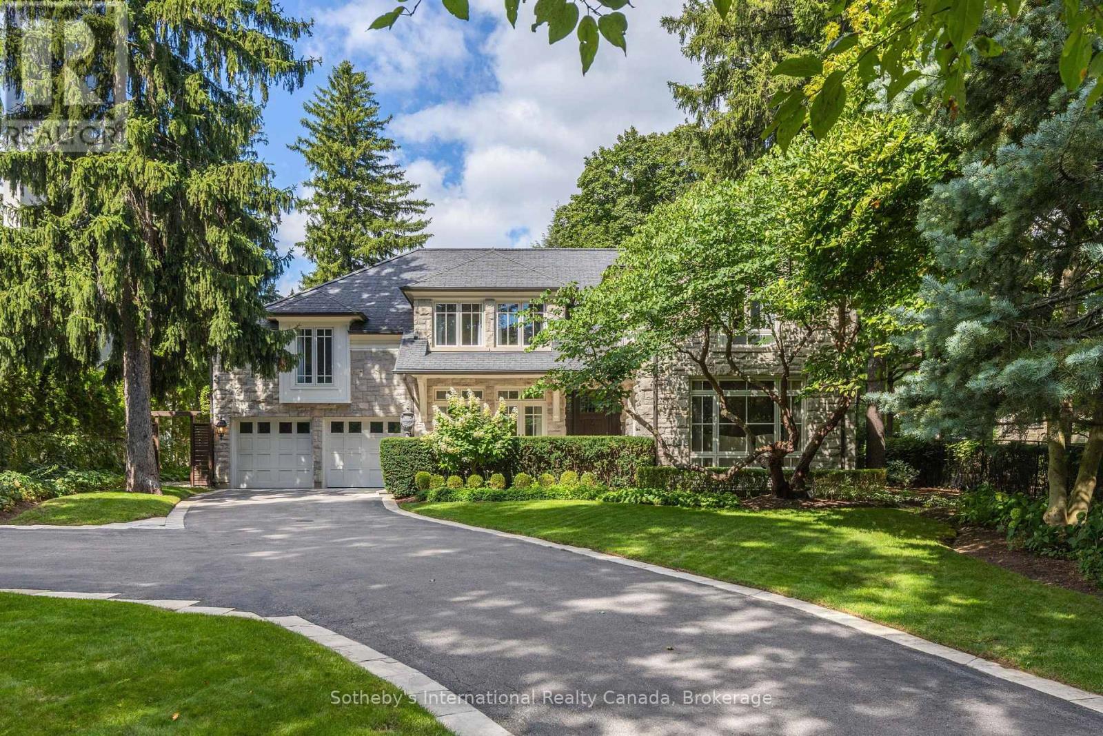 1073 LAKESHORE ROAD E