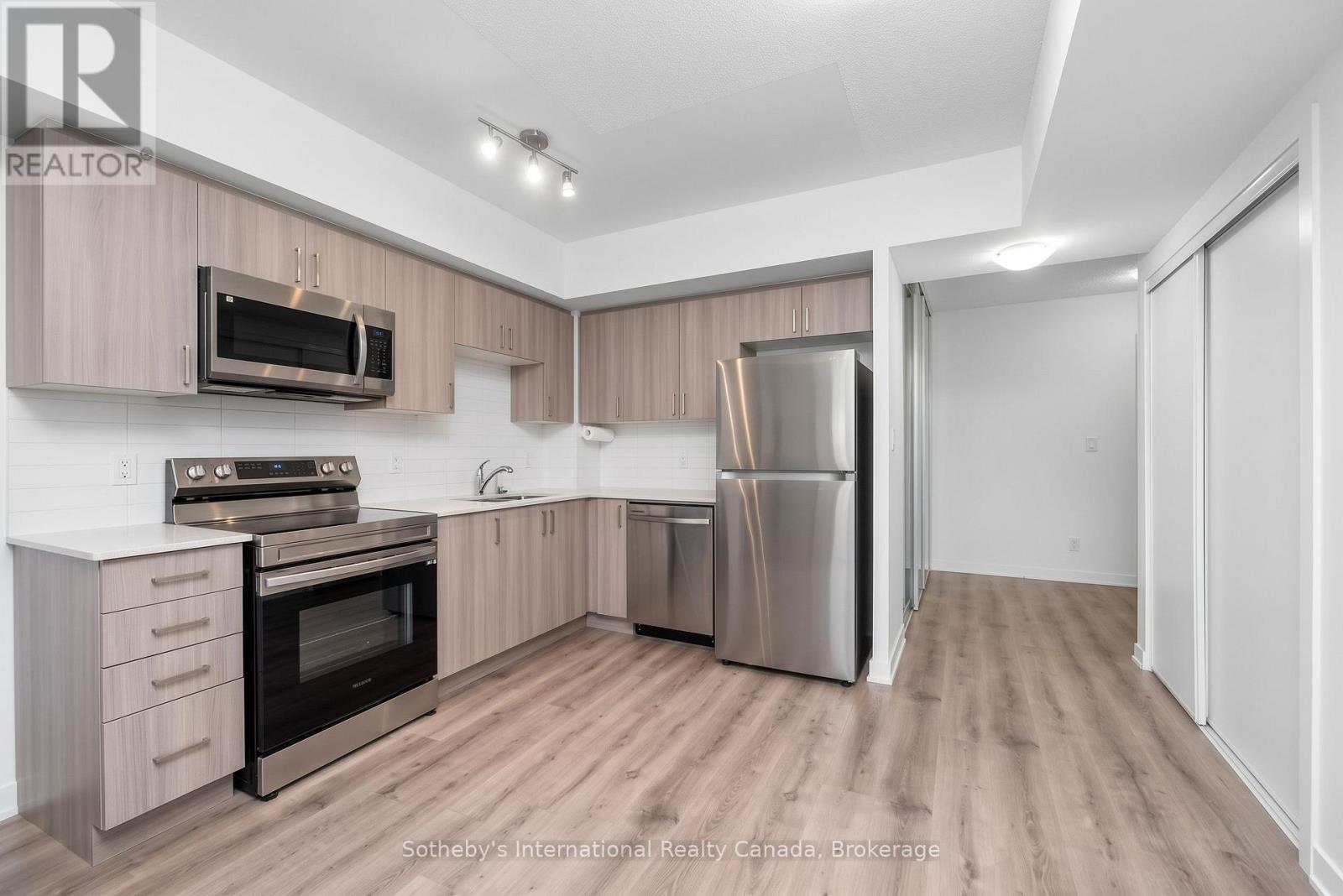 412 - 556 MARLEE AVENUE