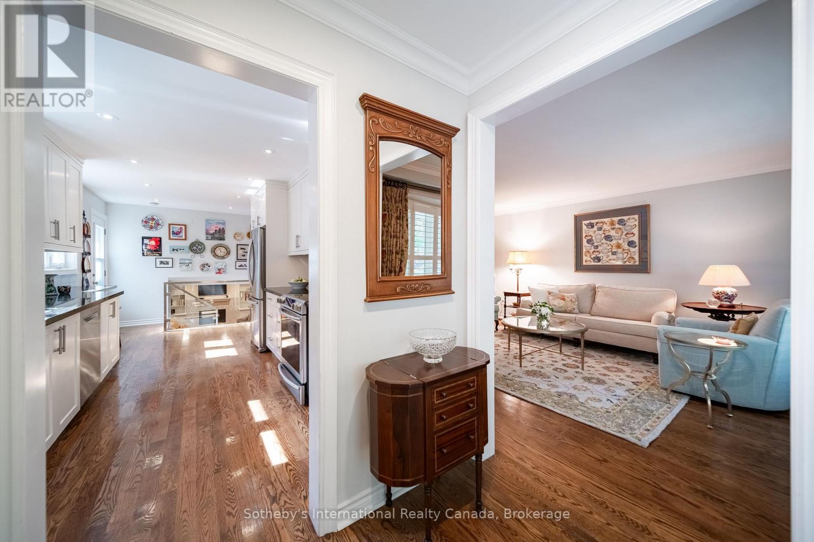 885 FLETCHER VALLEY CRESCENT
