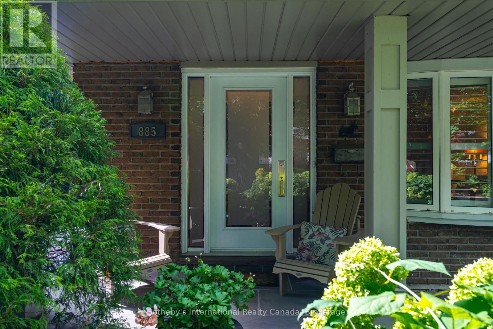 885 FLETCHER VALLEY CRESCENT
